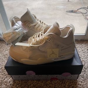 OFF-WHITE Air Jordan 4 SP